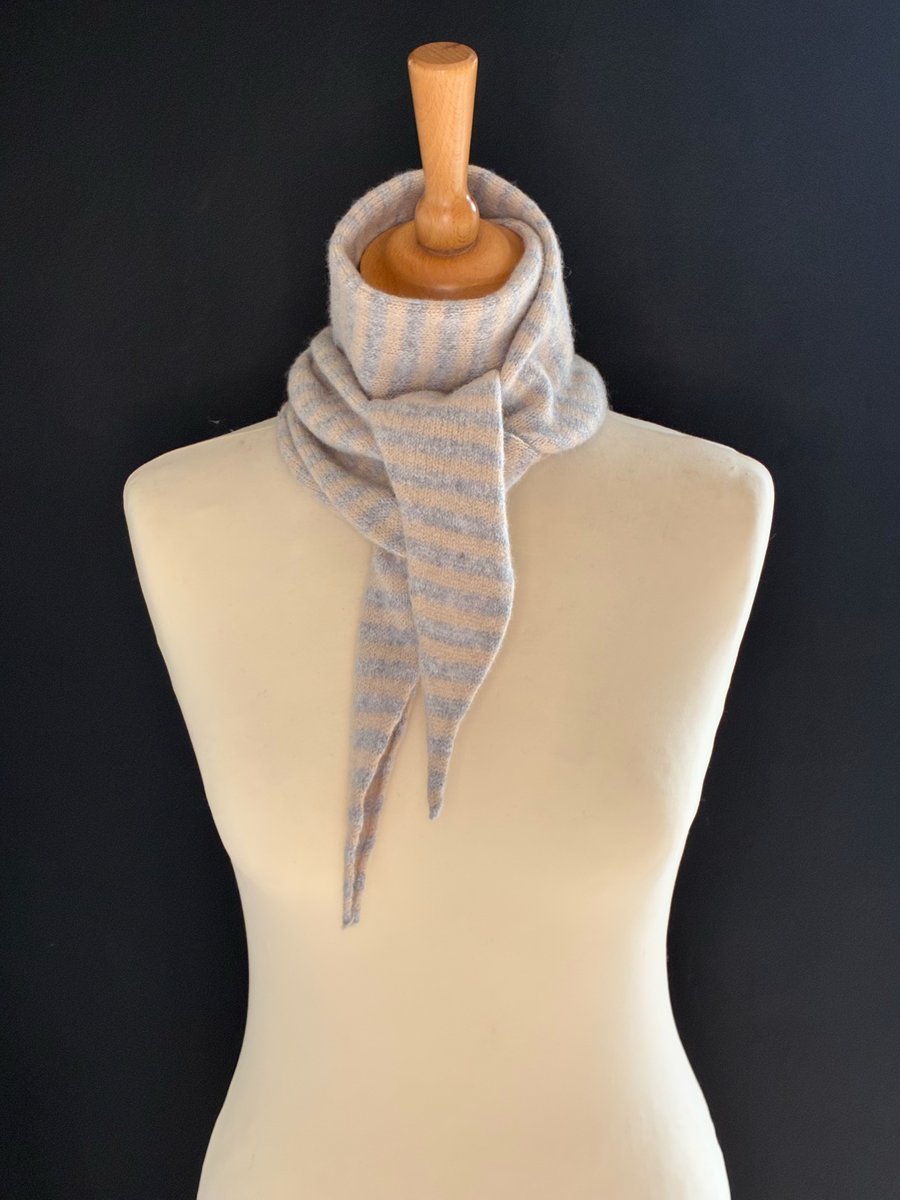 Long Pointy Scarf - Pearl Grey & Oatmeal