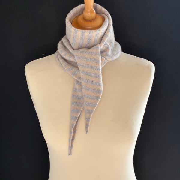 Long Pointy Scarf - Pearl Grey & Oatmeal