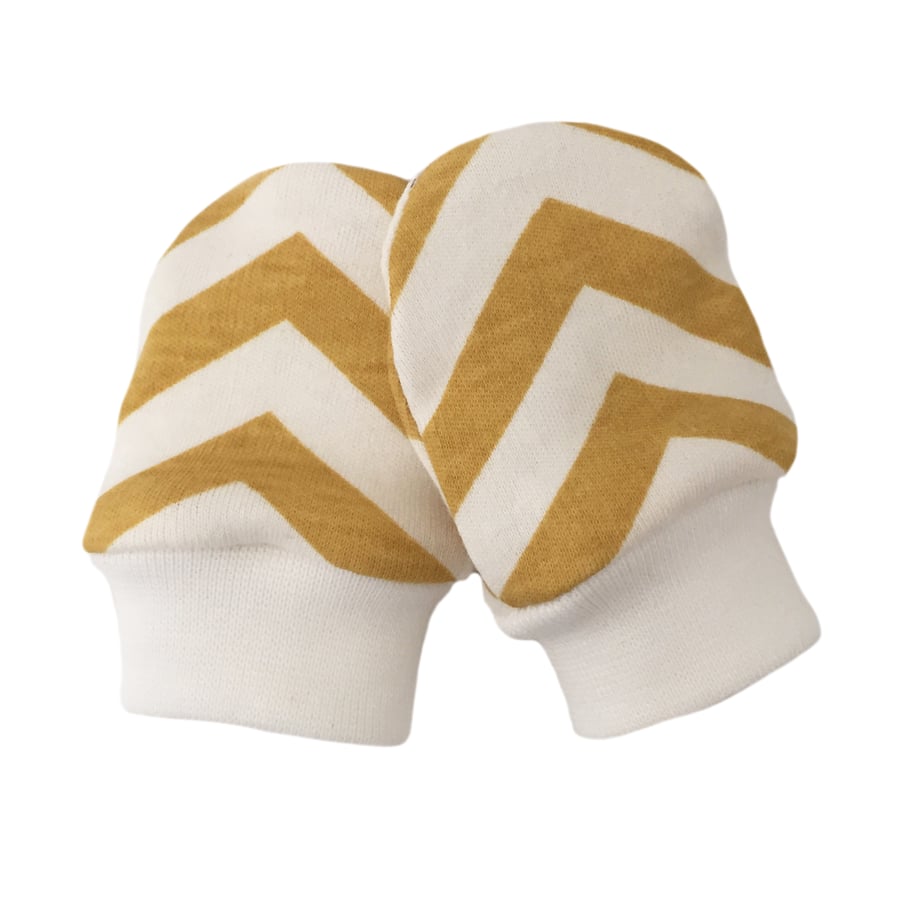 ORGANIC Baby SCRATCH MITTENS in SUN YELLOW SKINNY CHEVRONS  A New Baby Gift Idea