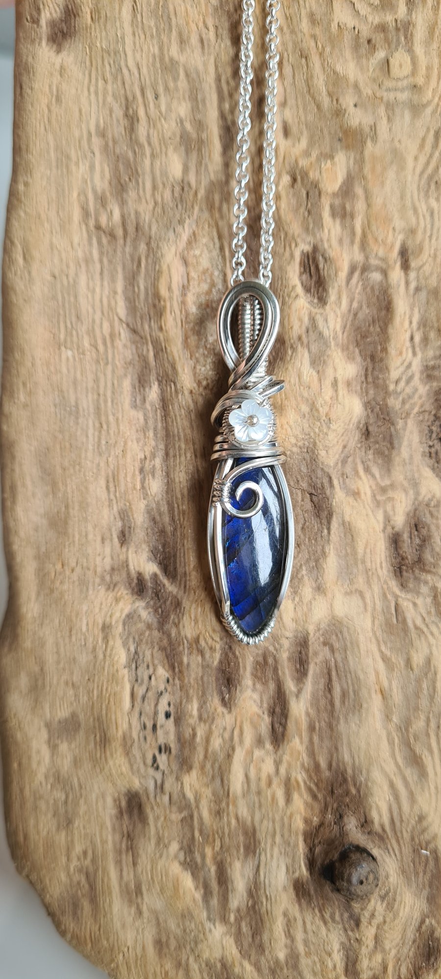 925 Silver & Natural Blue Labradorite Necklace Pendant Gift Crystal Jewellery