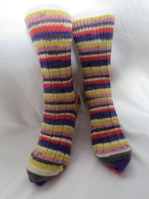 Hand-cranked Knitted Ribbed Wool Socks Size 6 to 7