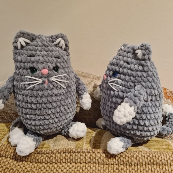 Handmade crochet cat