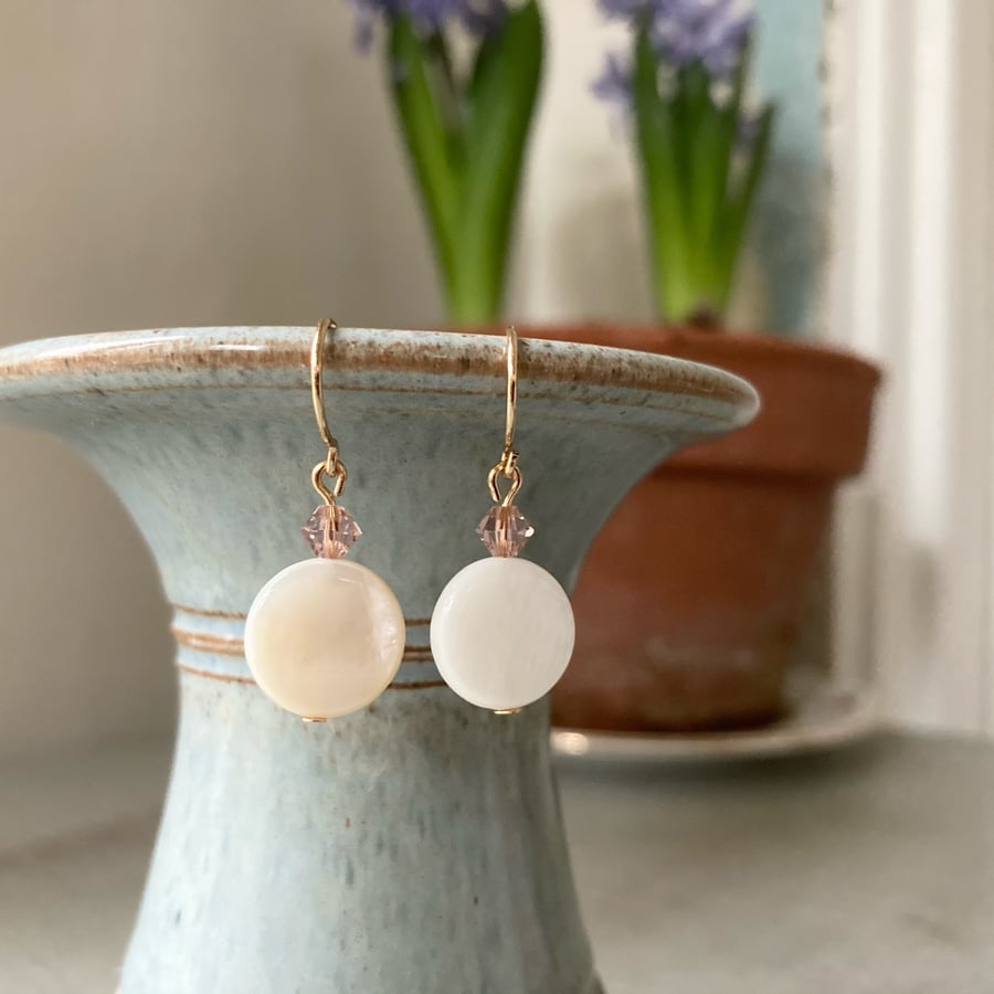 Shell Disc Earrings with Swarovski crystal