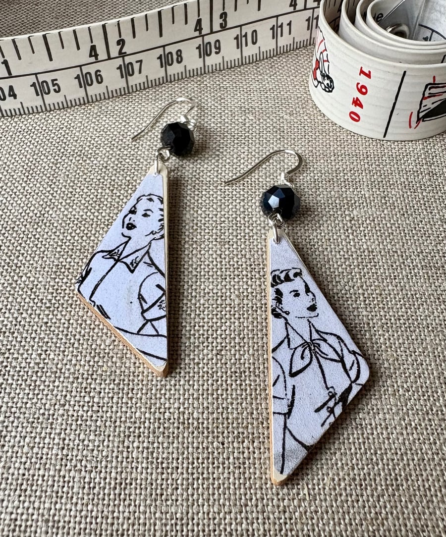 Upcycled wood earrings - dressmaking