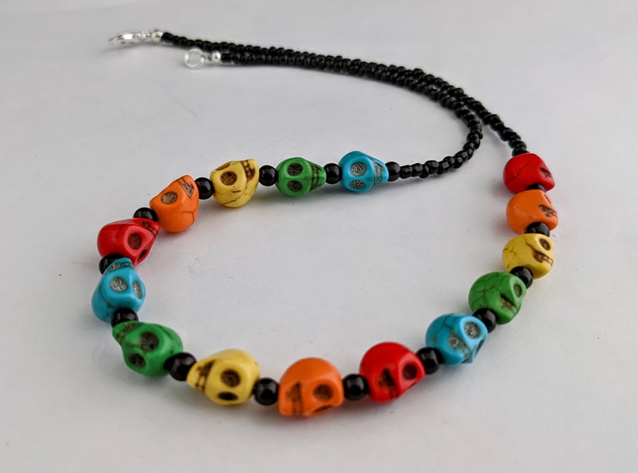 Rainbow skull necklace - 1002657
