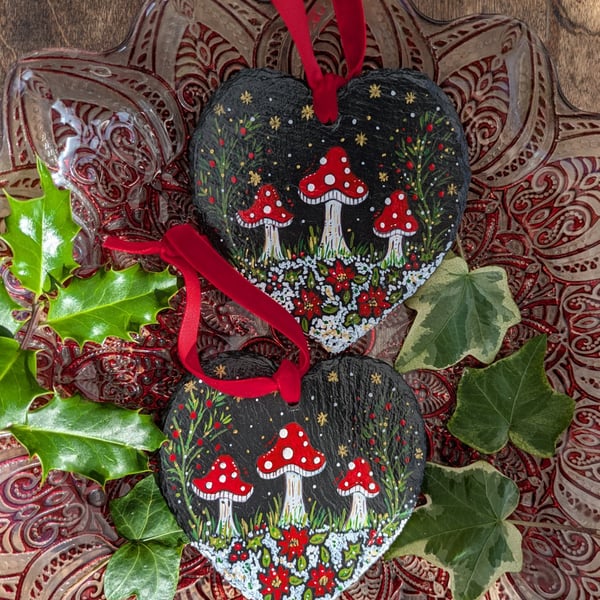 Toadstool hand-painted Christmas decoration, Mushroom slate heart