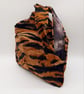 Knot bag in faux tiger fur, reversible.  - Image 7