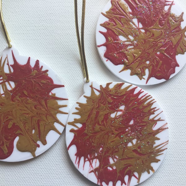 Set of 3 Hand painted Christmas baubles. CC610.