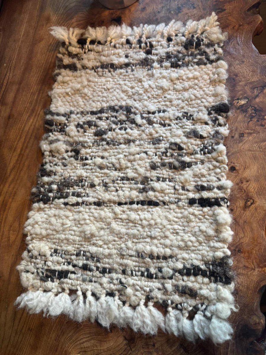 Wool table rug