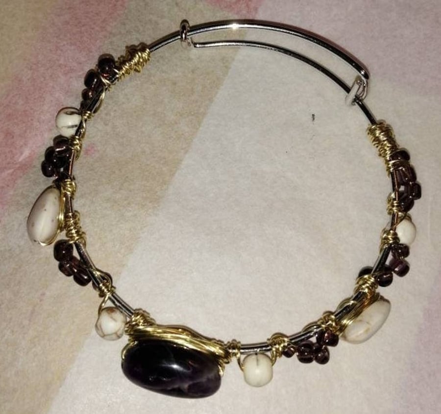 Amethyst and Howlite Crystal Wired Bangle