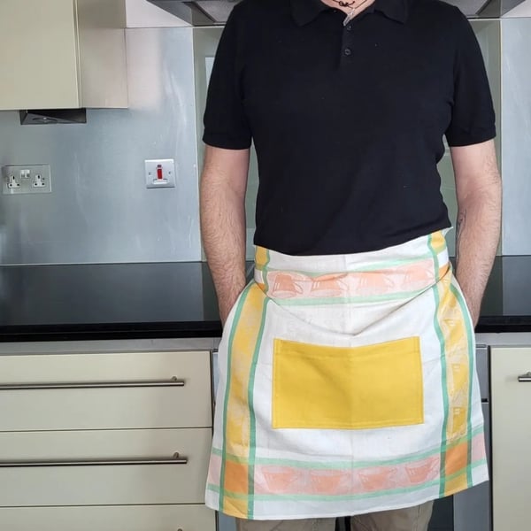 upcycled TEAPRONS
