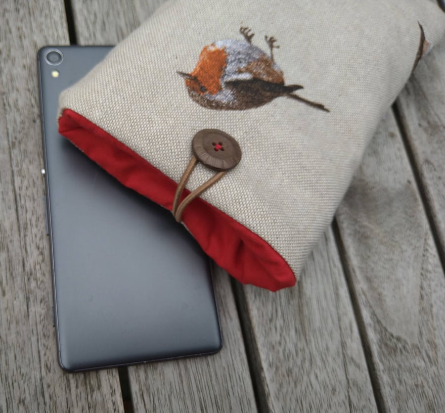 Phone or sunglasses cover with robins