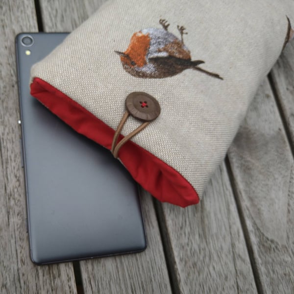 Phone or sunglasses cover with robins