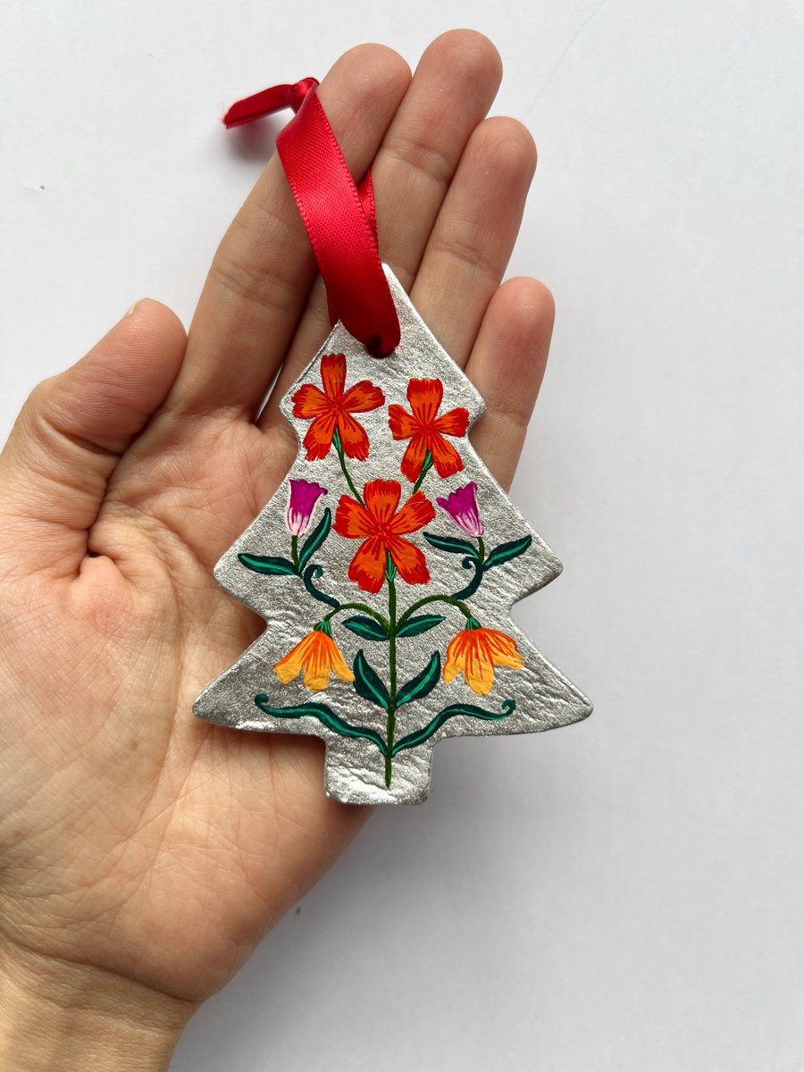 Silver Christmas Tree Ornament with Autumnal Blooms