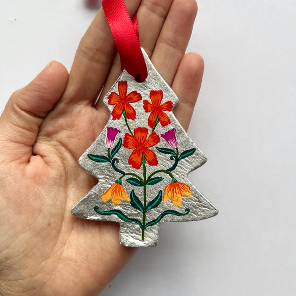 Silver Christmas Tree Ornament with Autumnal Blooms