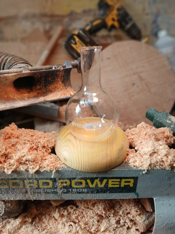 Science decanter, vase,