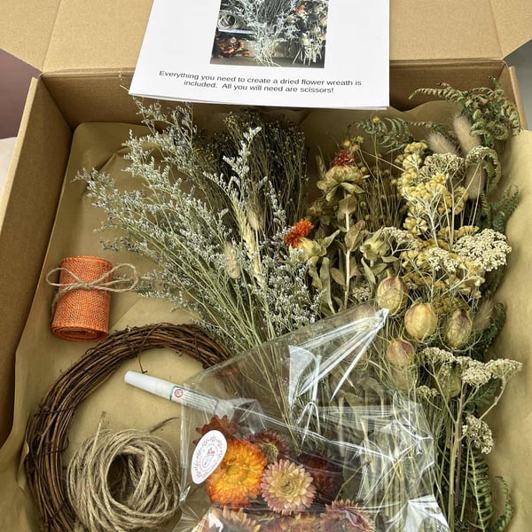 Make your Own Dried Wreath Kit