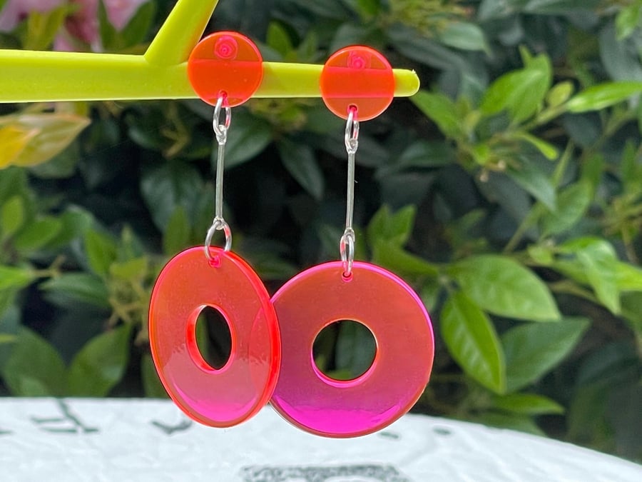 PERSPEX NEON EARRINGS pink drop bar y2k 90's trend