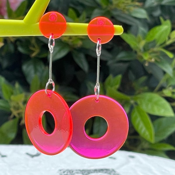 PERSPEX NEON EARRINGS pink drop bar y2k 90's trend