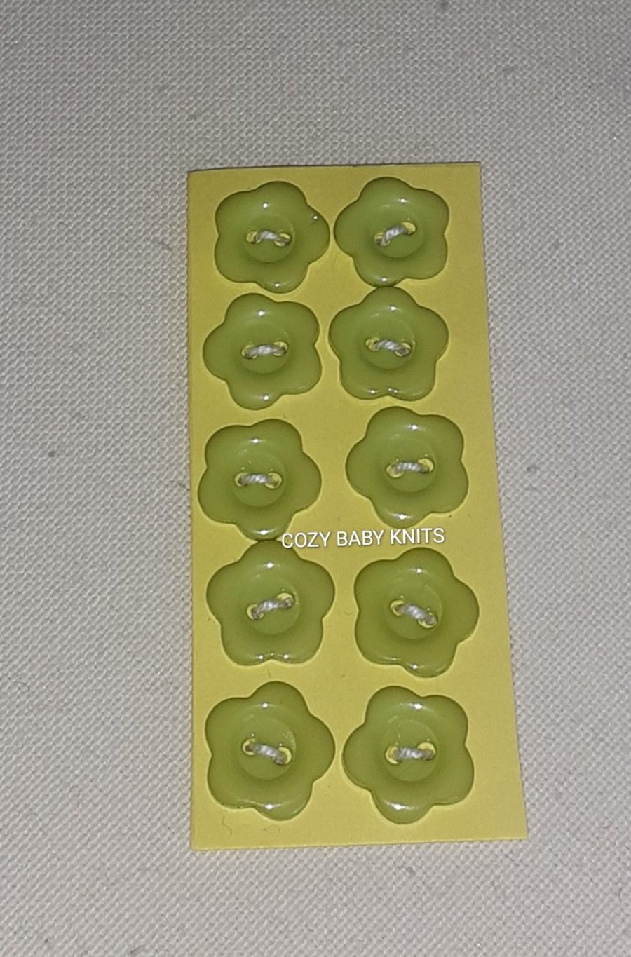 13MM GREEN FLOWER BUTTONS WITH TWO HOLE FOR ATTACHING 