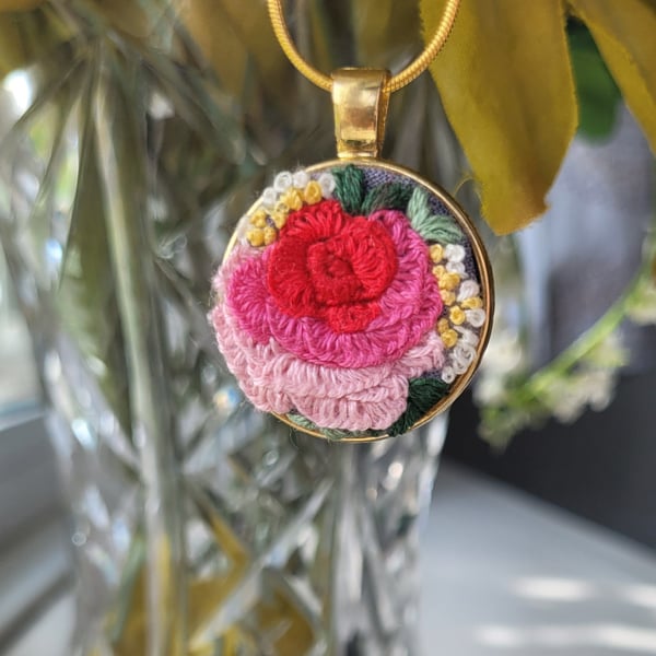 red rose necklace with pendant, hand Embroidered, Summer design, birthday gift f