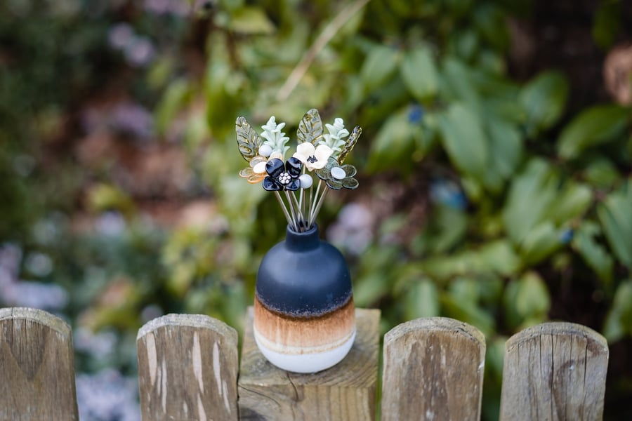 Natural Neutral Bouquet in an Earthy Ceramic Vase - Glass Flower Bouquet - Handm