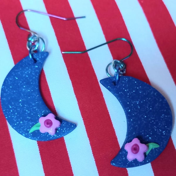 Blue Moon Sparkly Earrings 