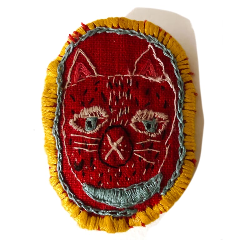 Lil pussycat brooch
