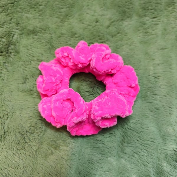 Luminous Pink Small Scrunchies Hair Tie