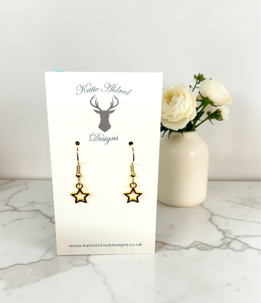 Charm Earrings - Small Gold Star Outline