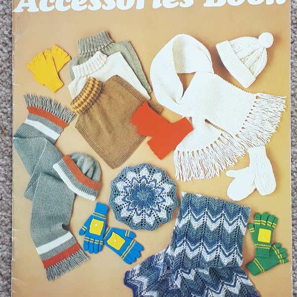 VINTAGE KNITTING PATTERN  Accessories Book