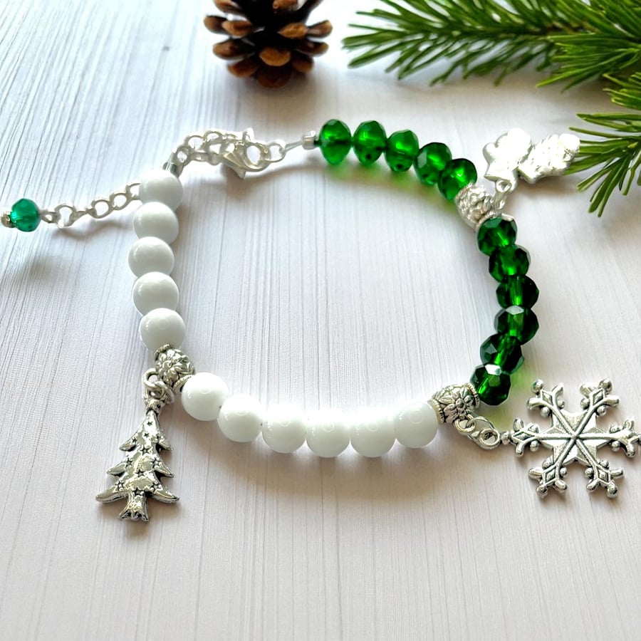 Christmas Beaded  Charm Bracelet, Christmas,party,