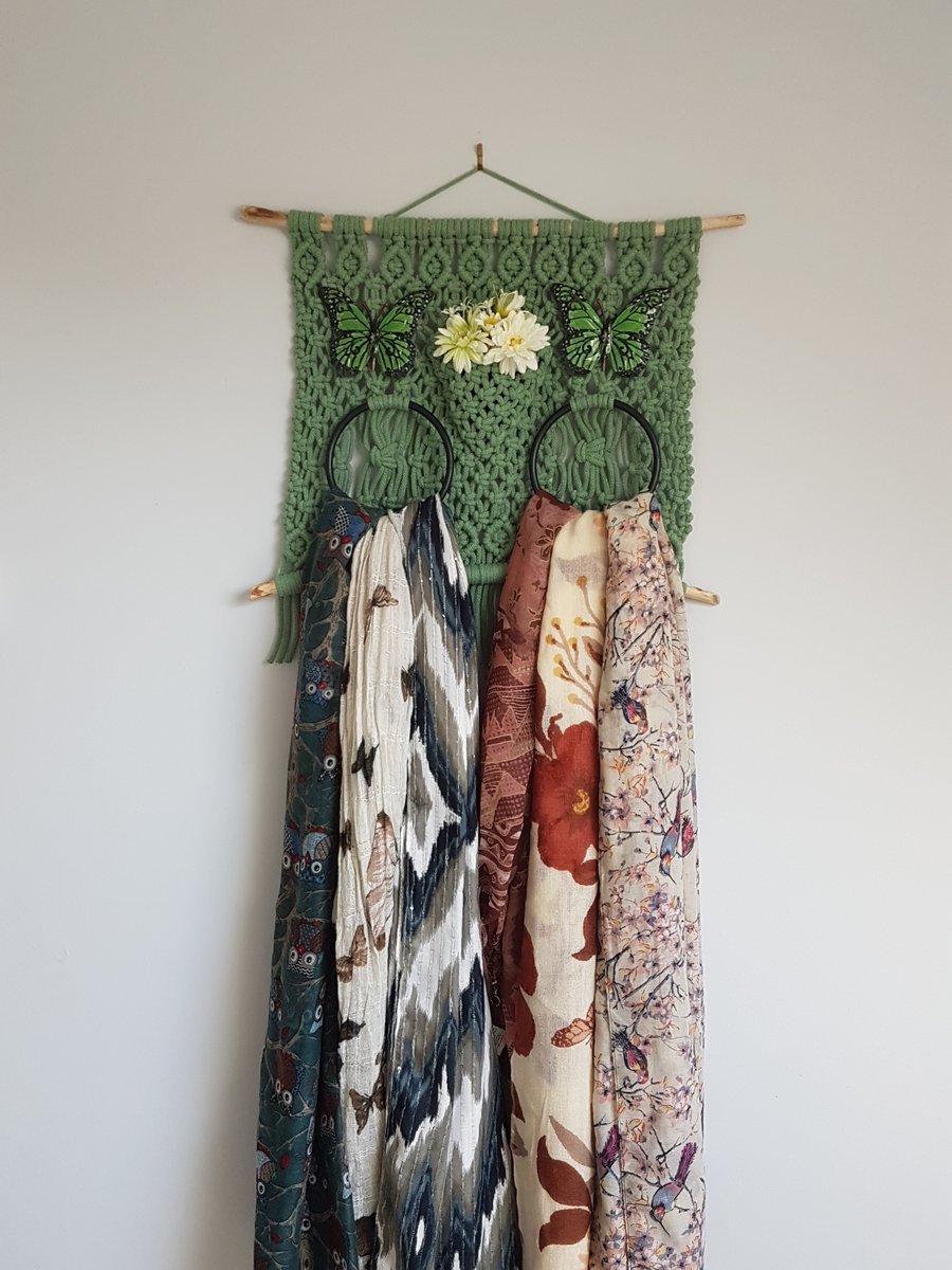 Macrame Scarf and Towel Hanging Rail