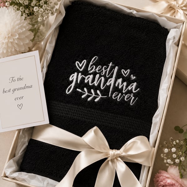 Best Grandma Ever Embroidered Hand Towel – Black & White