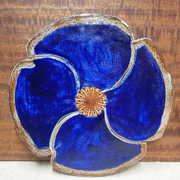 Beautiful poppy-shaped ceramic trivets