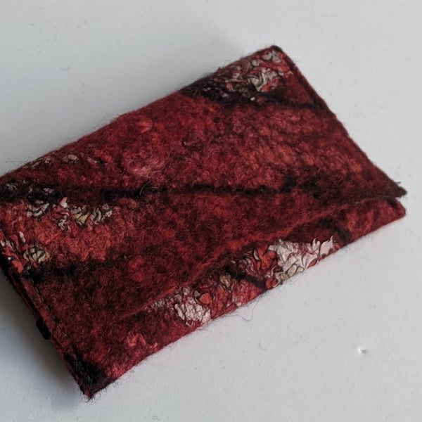 Credit card wallet: felted wool - reds (single)