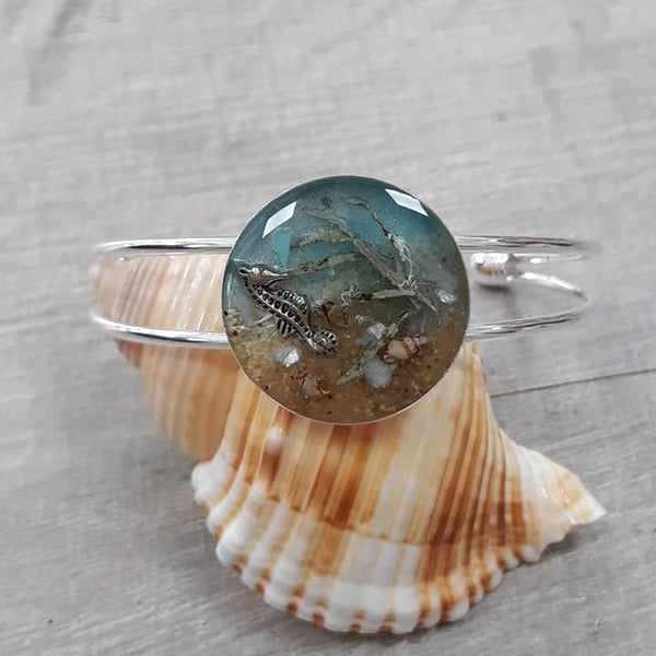 Resin sea theme open back bangle with seahorse