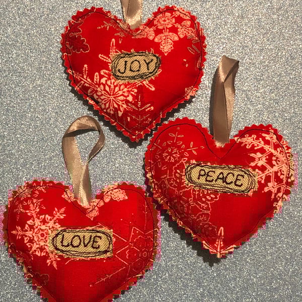 Timeless Classic Love Peace and Joy Christmas Hanging Heart Baubles 