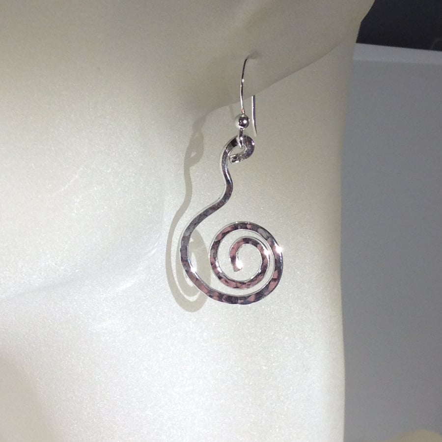Hammered silver swirl earrings