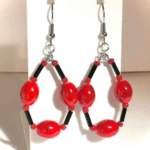 Red & Black Oval Bead Hoop Earrings