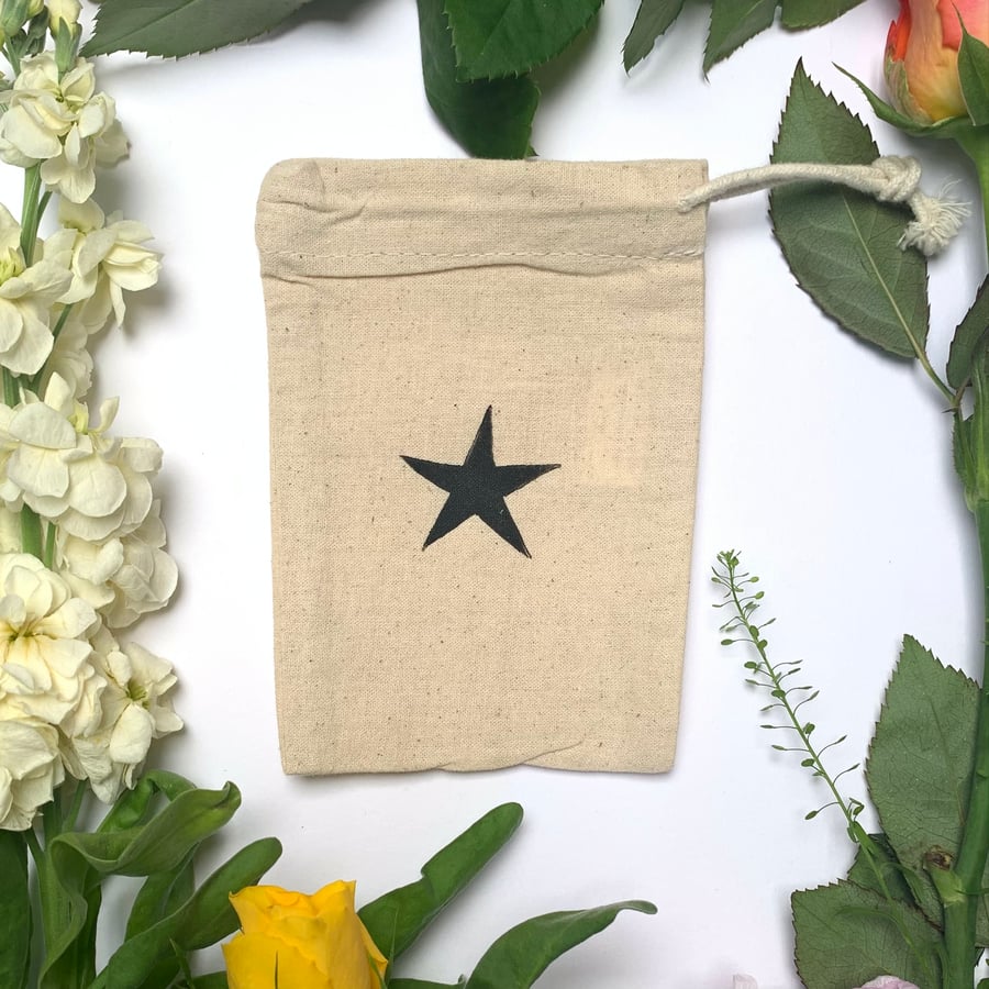 Lino Printed Drawstring Bag