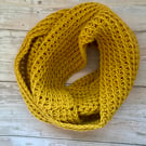 Super Cosy Chunky Yellow Cowl Infinity Scarf