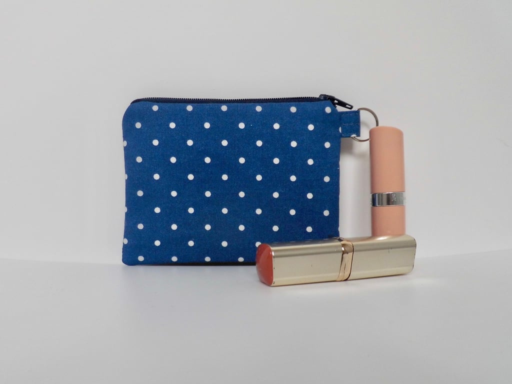 Coin purse in blue and white spot fabric