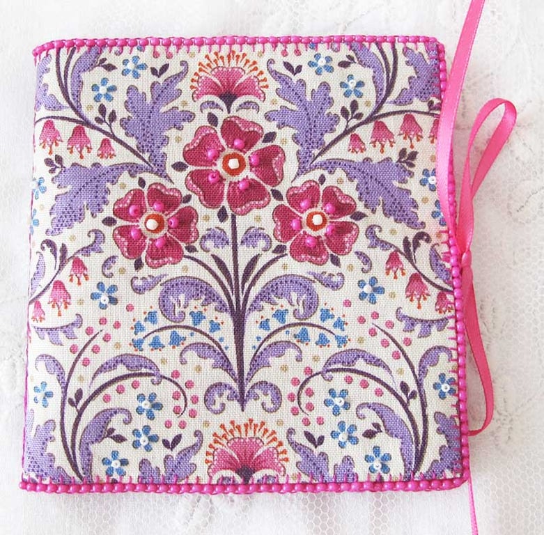 NEEDLE BOOK   HAND BEADED   PINK MAUVE
