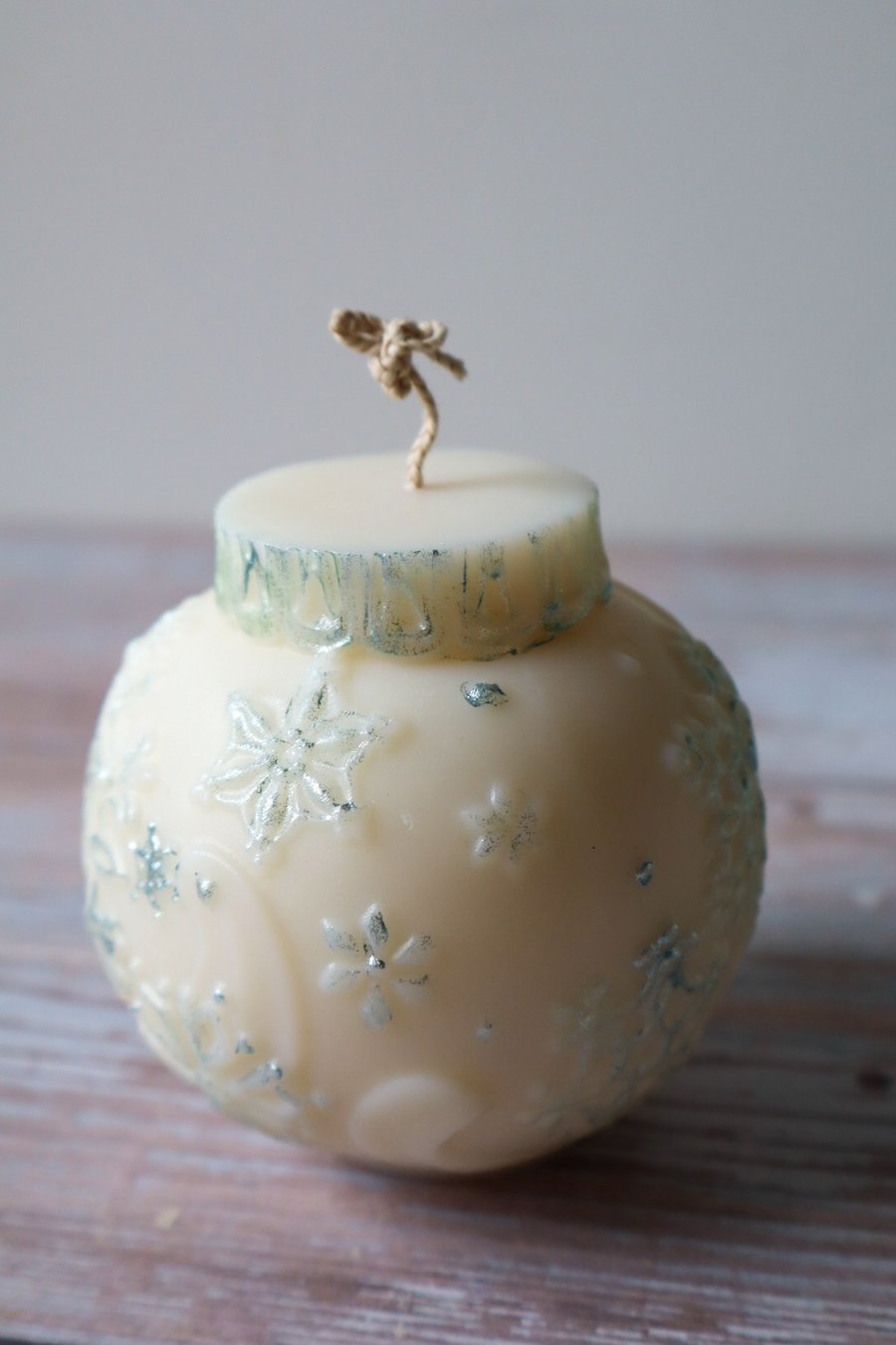 Christmas Bauble Candle