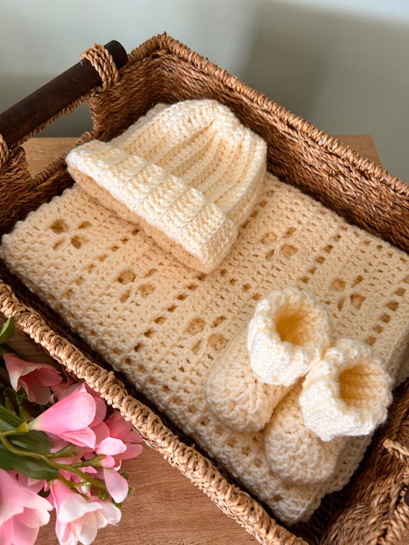 Heirloom Crochet Baby Blanket, Hat and Booties Gift Set
