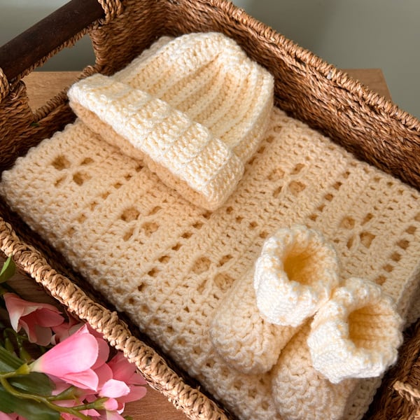 Heirloom Crochet Baby Blanket, Hat and Booties Gift Set