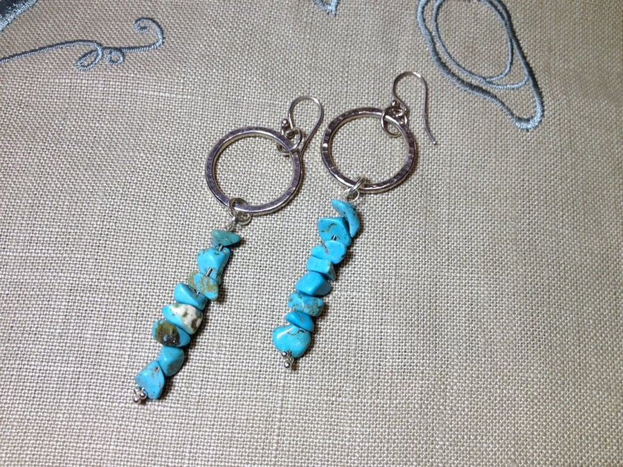 Silver Hoop and Turquoise Chips Dangle Earrings. 