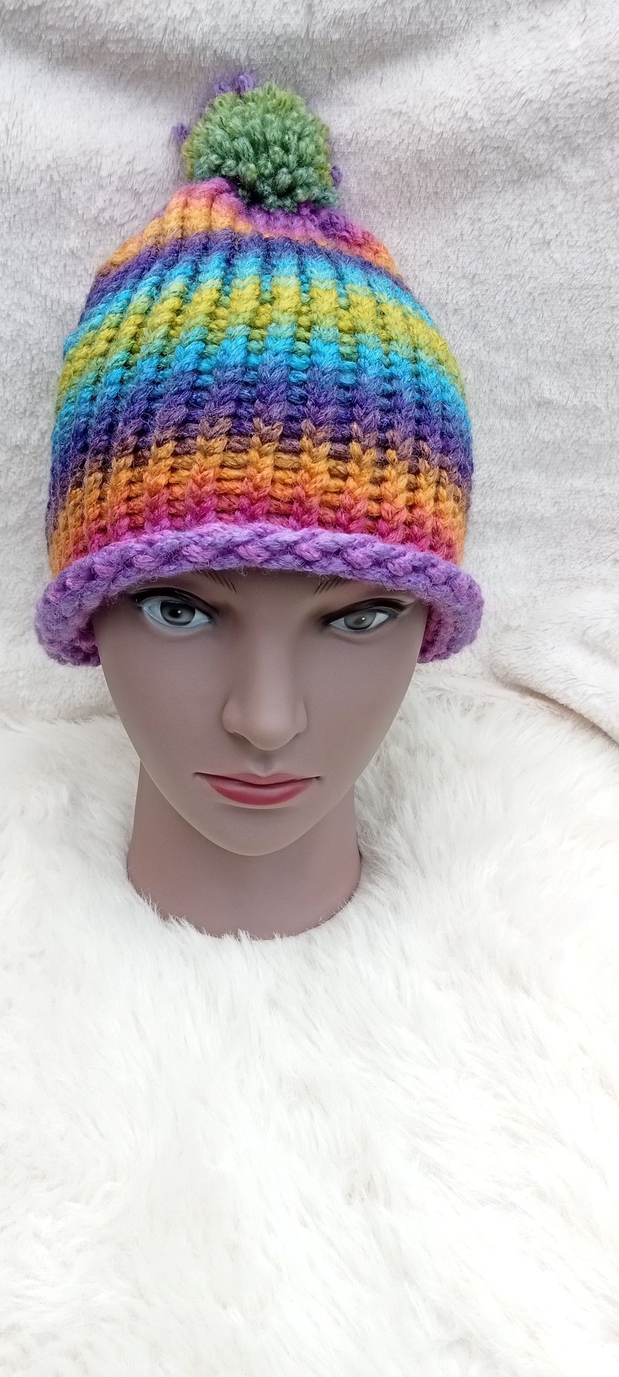 Bobble Hat, hand-woven.