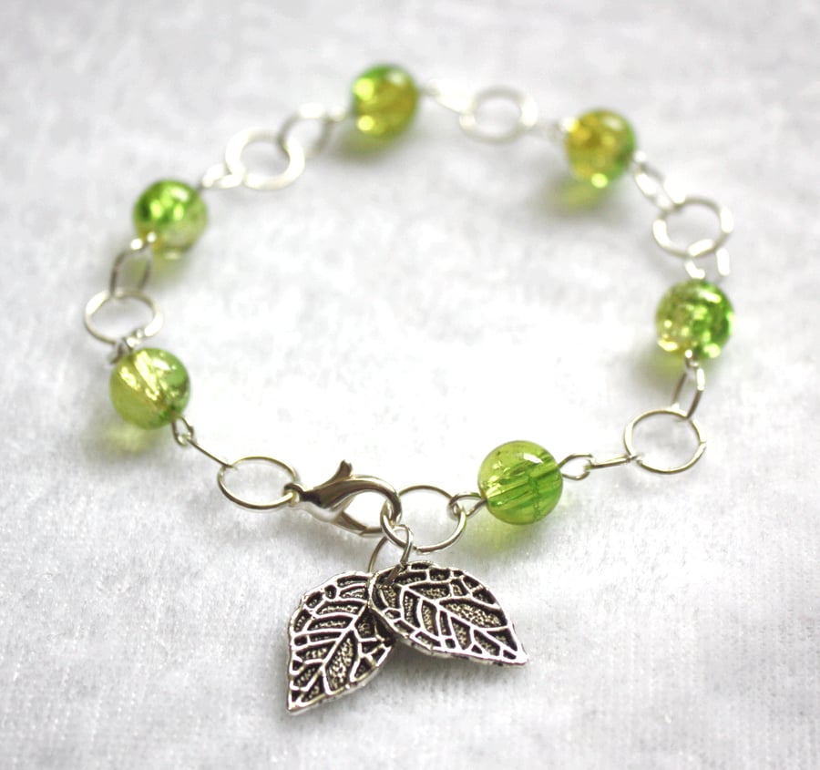 Green Leaf Linked Bracelet